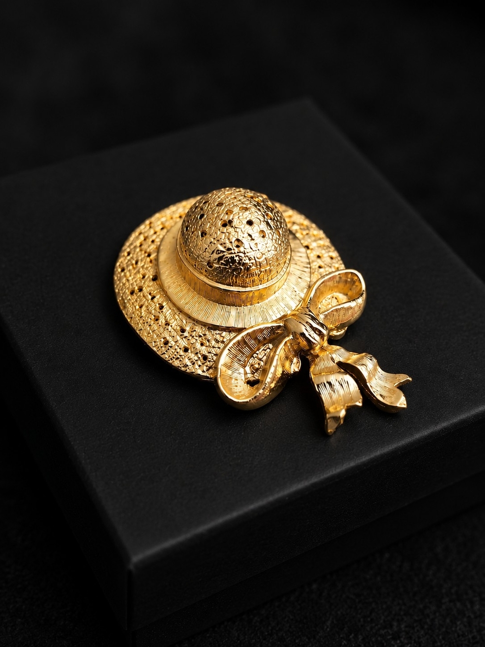 Vintage Gold Hat Brooch Textured With Articulated Ribbon / Bow Statement Pin